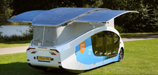 Zaprojektowali samowystarczalny kamper na energię słoneczną