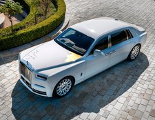 Rolls-Royce z najwyższą sprzedażą w swojej 117-letniej historii! 