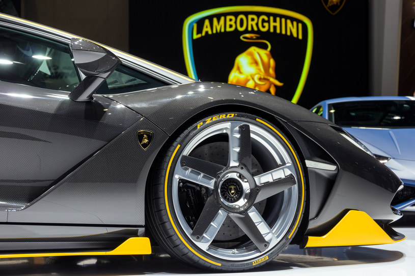 Lamborghini pracuje nad elektrycznym, czteromiejscowym Grand Tourerem